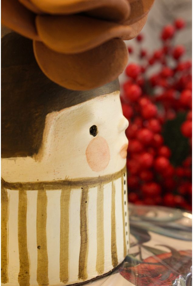 Mini Boneca Decorativa Pedidora de Abracos Bege Armoriarte  -3- Mini Boneca Decorativa Pedidora de Abracos Bege Armoriarte  -3-